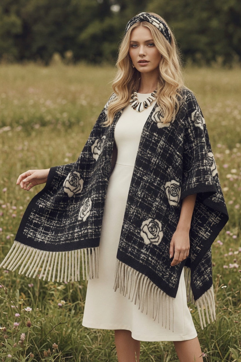 Roses Tweed Ruana – Soft Floral Pattern Wrap