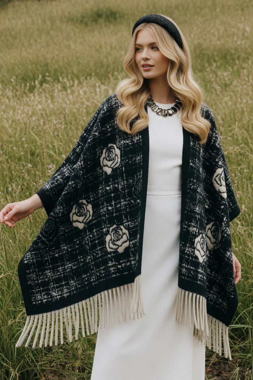 Roses Tweed Ruana – Soft Floral Pattern Wrap