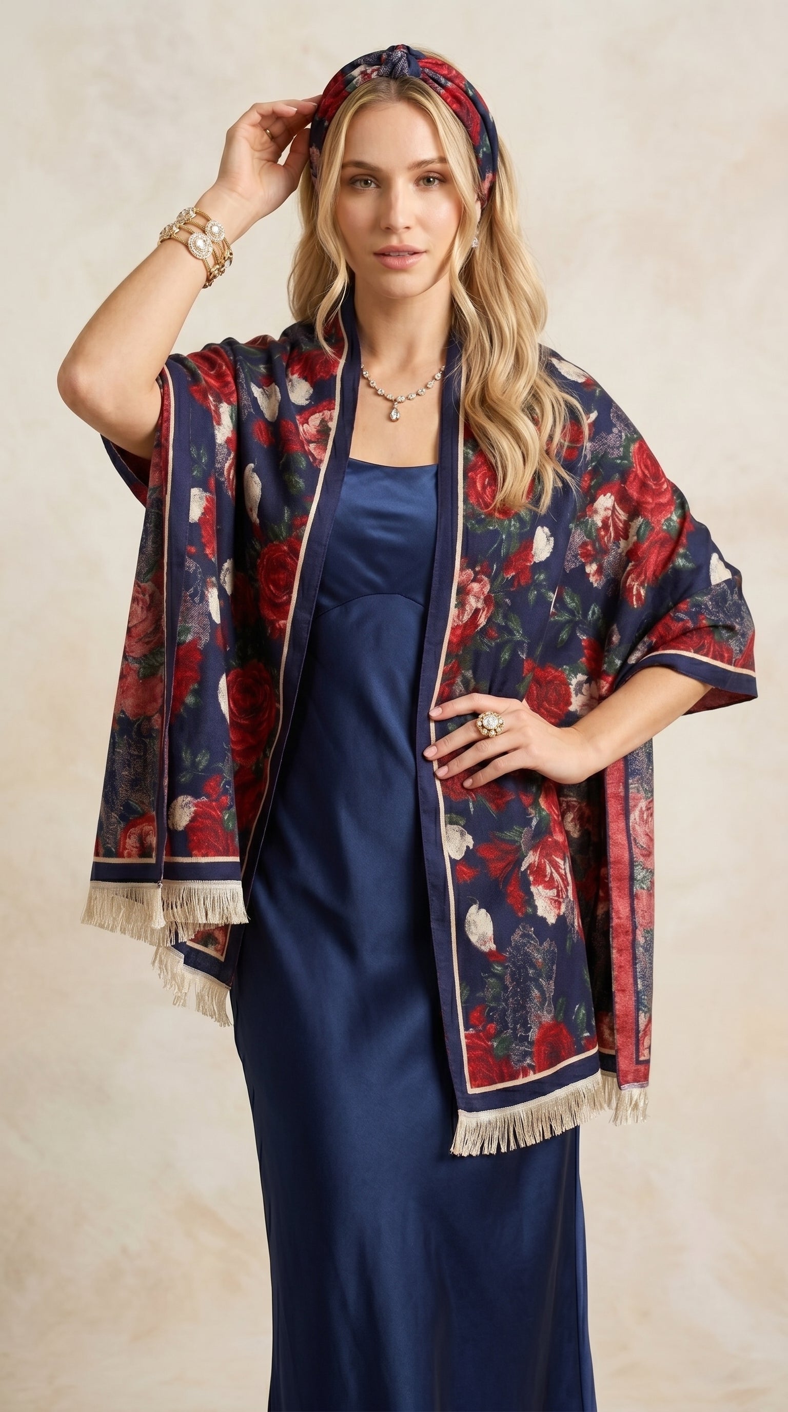 Bouquets of Roses Premium Scarf